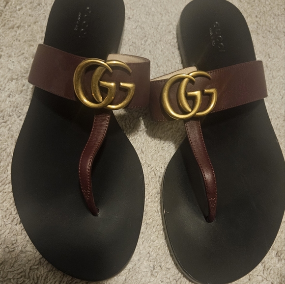 Gucci Shoes - GUCCI Calfskin GG Marmont Thong Sandals 37.5 Vintage Bordeaux